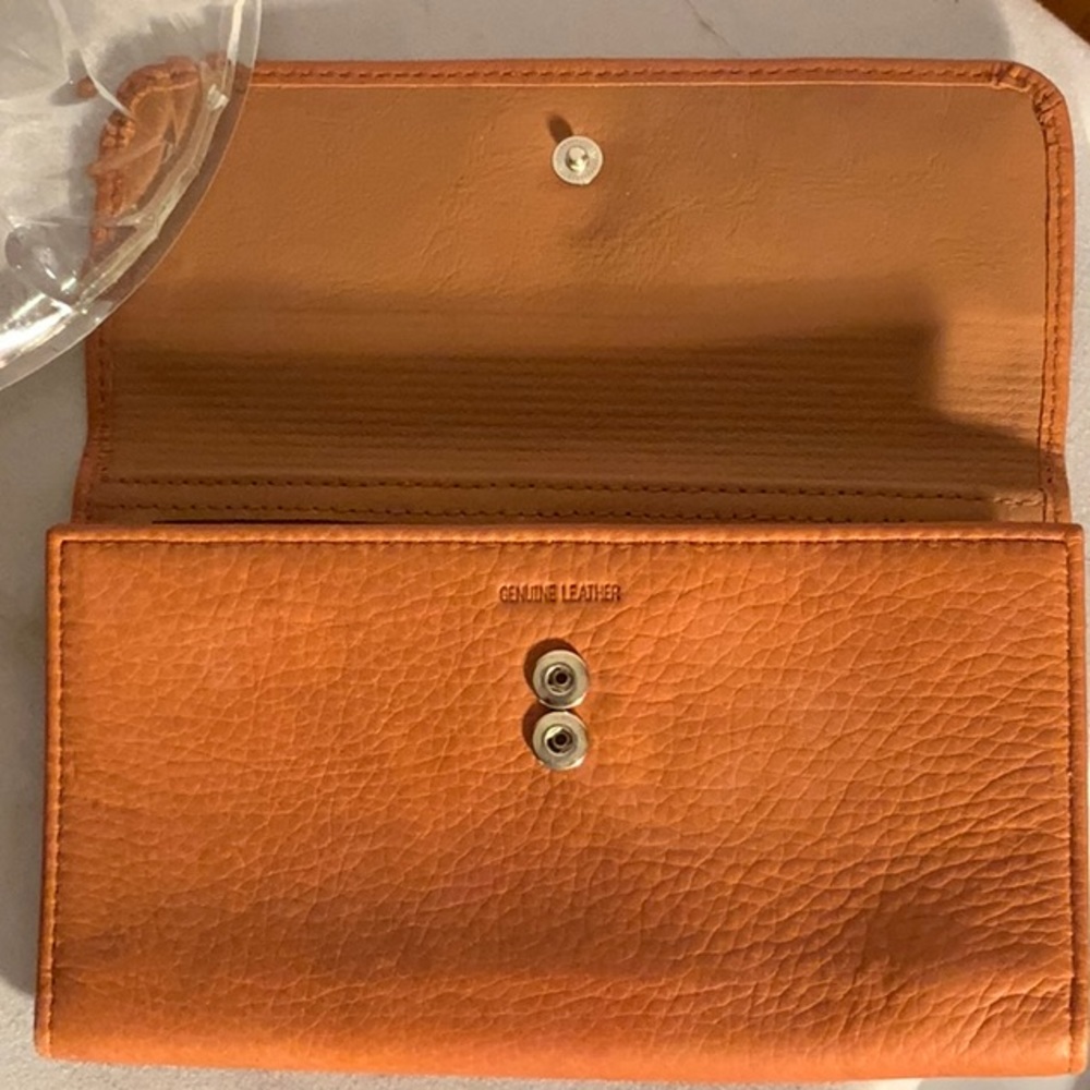 Genuine Leather Women Wallet - Picture 3 of 4